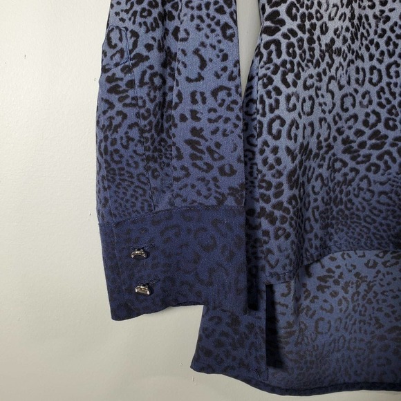 Vince Camuto Ombre Leopard Print High Low Long Sleeve Blouse Blue Size XS - Picture 4 of 11